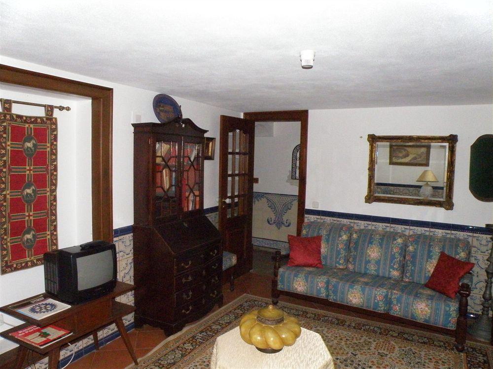 Casa De S. Thiago Do Castelo Hotell Óbidos Exteriör bild